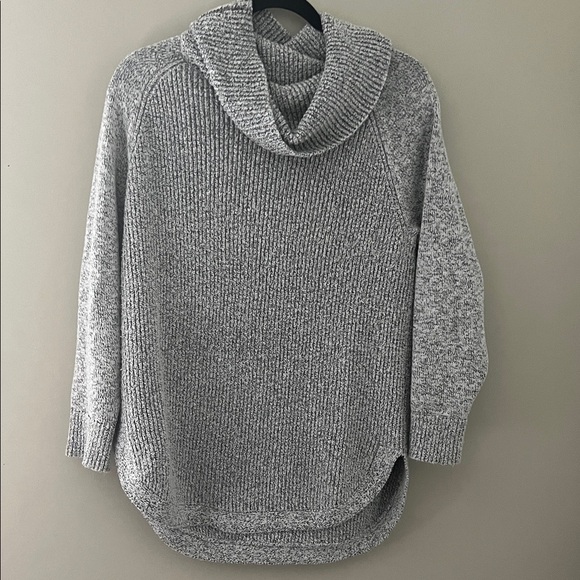 Hilary Radley Women's Gray Knit Turtleneck Sweater - Picture 1 of 4